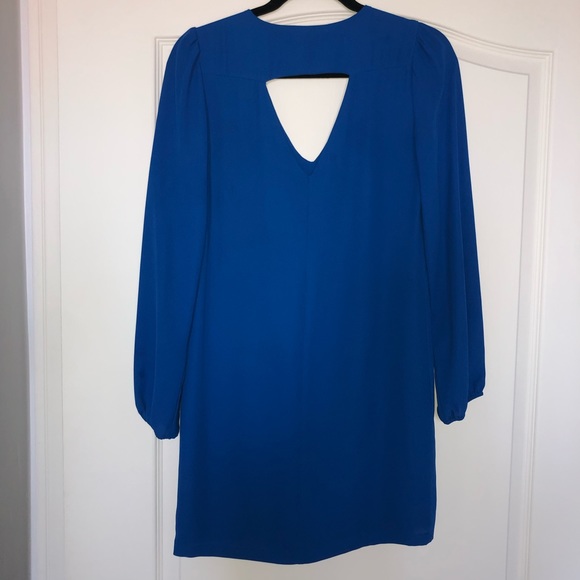 Women’s Dress - Picture 2 of 8